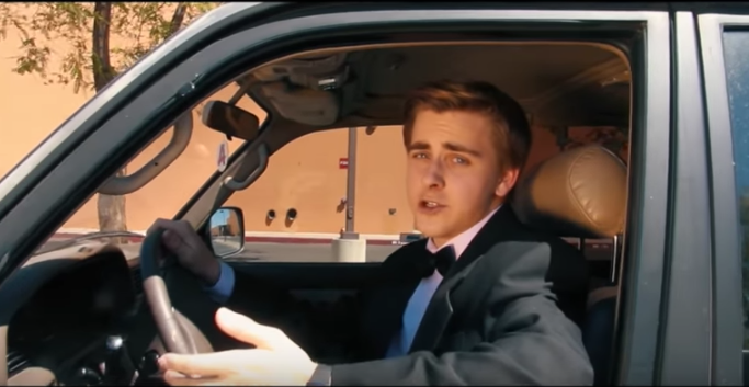 Jacob Staudenmaier in his ‘La La Land’-inspired promposal. (Photo: YouTube)