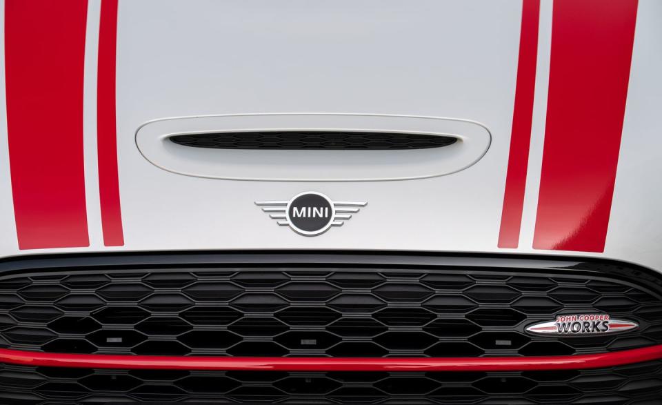 <p>2020 Mini Clubman John Cooper Works All4</p>