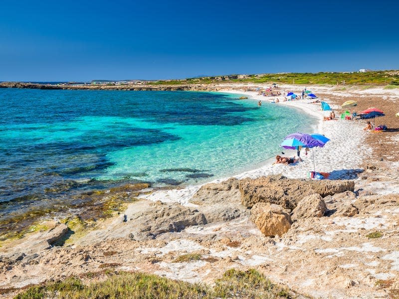 arutas beach sardinia