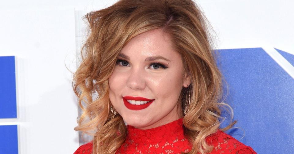 Who's Due Next? Kailyn Lowry, Nikki and Brie Bella, Grimes and 53 More Celebs Who Are Expecting