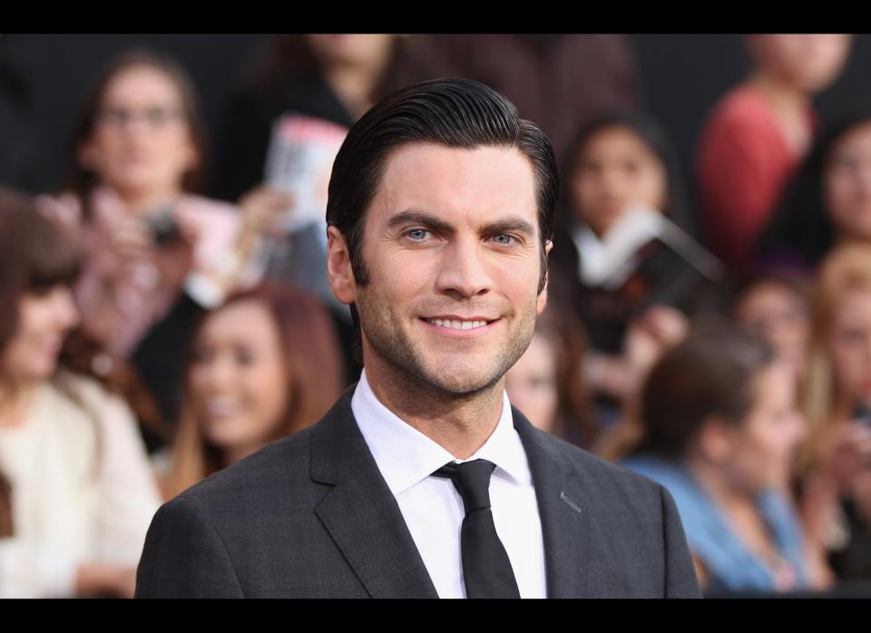 "Hunger Games" star Wes Bentley and his estranged wife, Jennifer Quanz, <a href="http://www.aceshowbiz.com/news/view/w0004608.html" target="_hplink">owed over $200,000 in delinquent and federal taxes in 2010.</a>