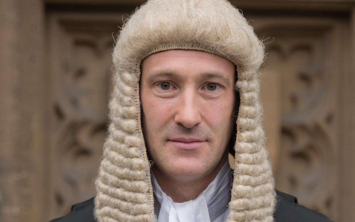 Oliver Glasgow QC helped police restrain a man in the courtroom - B21