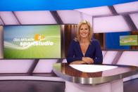 Ebenfalls ein ZDF-Urgestein seit 1963: "Das aktuelle Sportstudio", heute unter anderem moderiert von Katrin Müller-Hohenstein. (Bild: ZDF / Kerstin Bänsch)