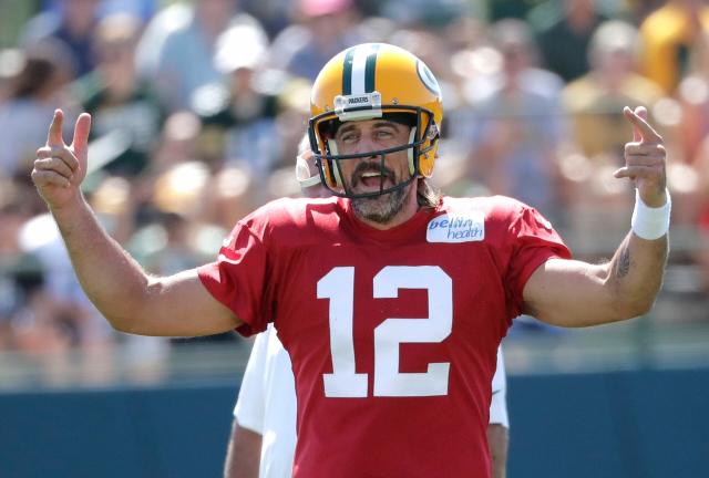 Aaron Rodgers displays bust of Nicolas Cage in his locker