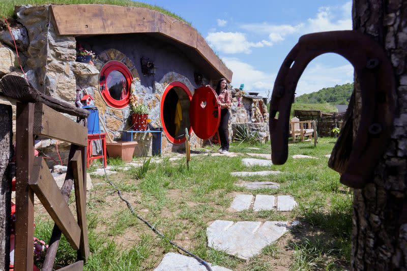 Casas hobbit en Bosnia