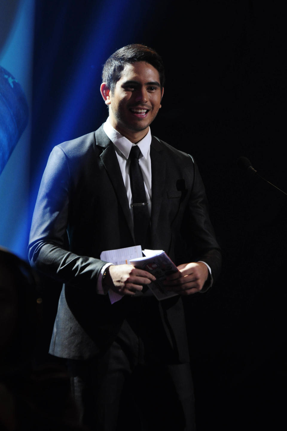 Gerald Anderson presents the award for "Best Drama Actress" during the 26th Star Awards for TV held at the Henry Lee Irwin Theater in Ateneo De Manila University on 18 November 2012. (Angela Galia/NPPA images)