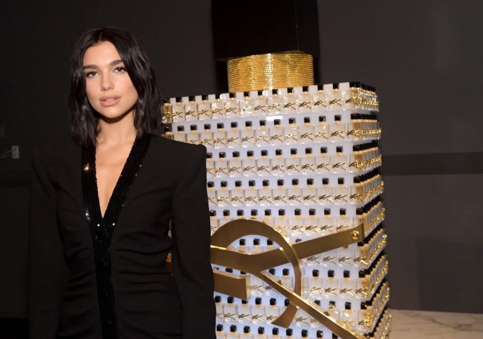 dua lipa's net worth is skyrocketing