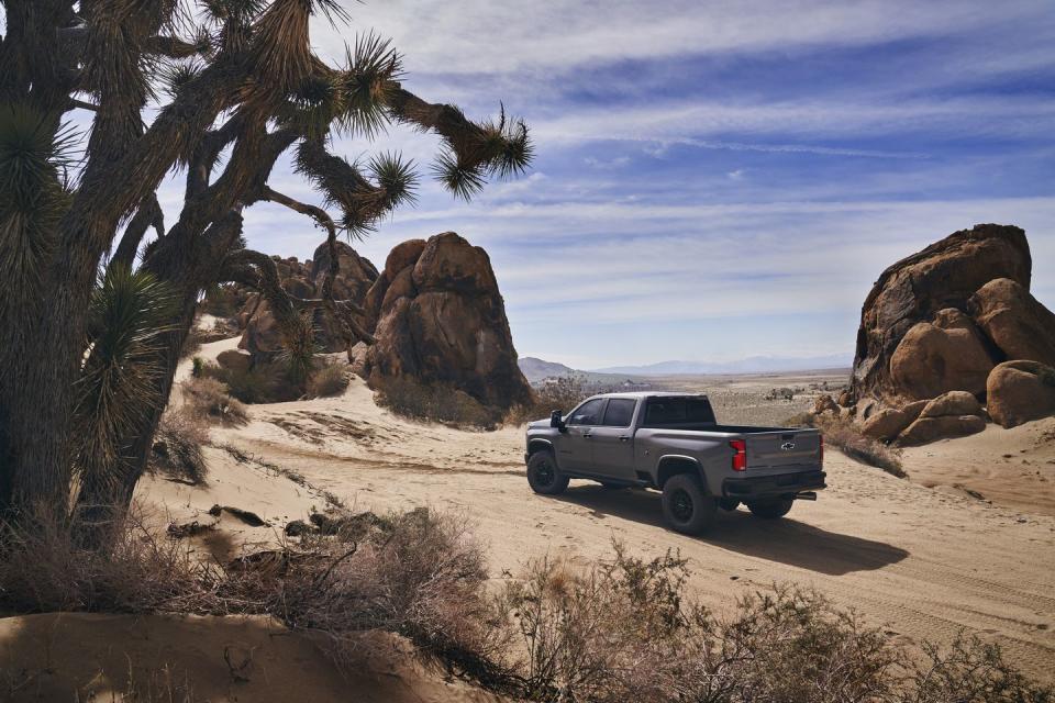 2024 chevrolet silverado hd zr2