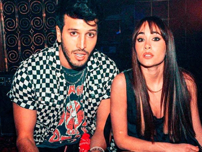 Imagen promocional de la canción Las dudas de Sebastián Yatra y Aitana