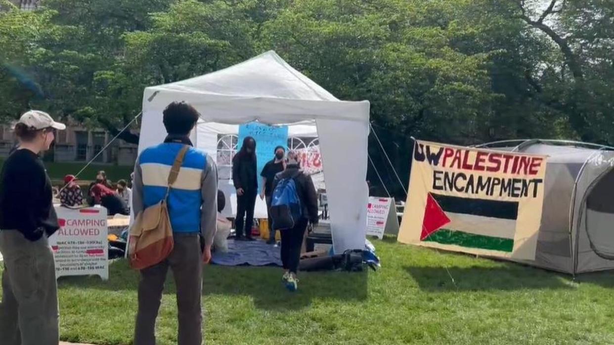 <div>UW encampment protesters want school to cut ties with Israel, Boeing.</div>