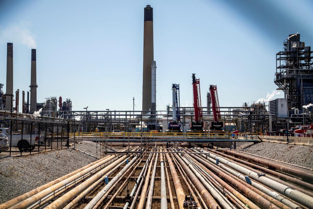 A view of the Imperial Oil refinery near Enbridge's Line 5 pipeline in Sarnia. The pipeline carries crude from Wisconsin to Sarnia and is the subject of a lawsuit between the company and the Bad River Band of Lake Superior Chippewa, through whose territory the pipeline runs. (Carlos Osorio/Reuters - image credit)