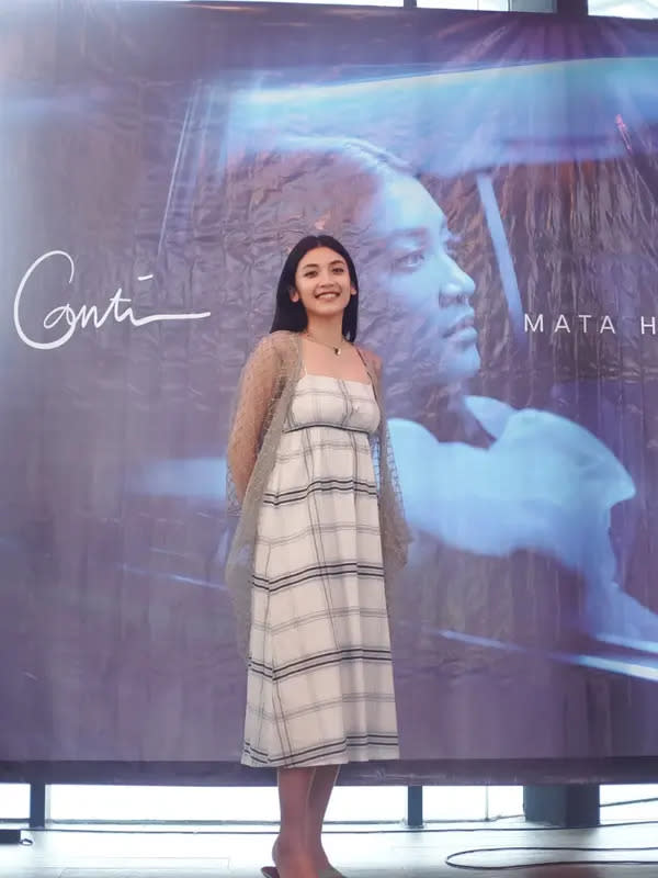 <p>Canti Tachril di peluncuran singel Mata Hati (foto: istimewa)</p>