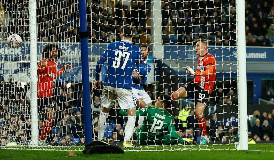 Cauley Woodrow hooks home the late winner from close range (Action Images/Reuters)