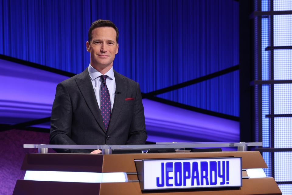 'Jeopardy!' executive producer (and former game-show host) Mike Richards will step behind the podium for two weeks starting Feb. 22.