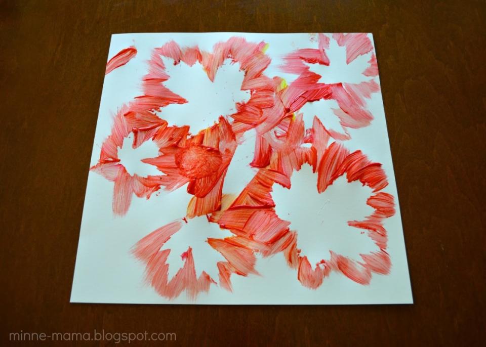 <p>Minnie Mama</p><p>Kids of all ages can show off their art skills with this project by <a href="http://minne-mama.blogspot.com/2014/10/fall-leaf-painting.html?m=1" rel="nofollow noopener" target="_blank" data-ylk="slk:Minnie Mama;elm:context_link;itc:0;sec:content-canvas" class="link "><em>Minnie Mama</em></a>. Afterward, you can even frame it for them and hang it up. </p>