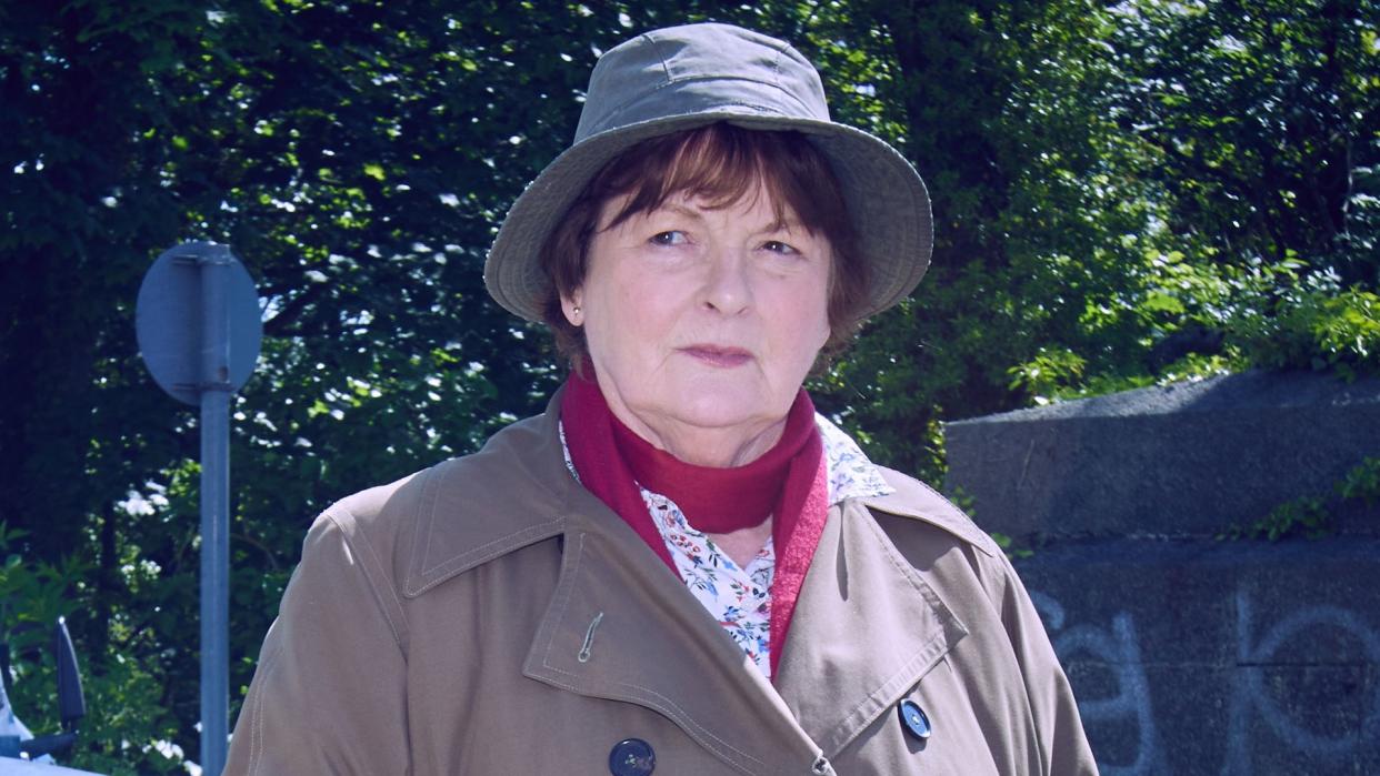 Brenda Blethyn as DCI Vera Stanhope