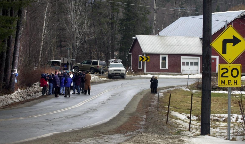 A year after her disappearance, family and friends gather to pray at the scene where Maura Murray's car crashed.