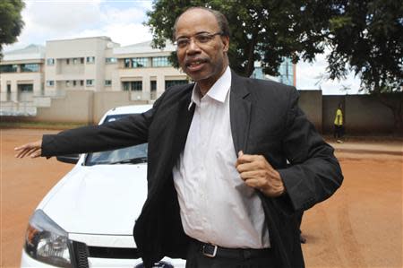 Former U.S. congressman Mel Reynolds arrives at the Harare Magistrates court, February 19, 2014. REUTERS/Philimon Bulawayo