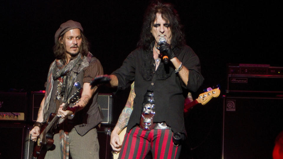 Johnny Depp rockt gerne mit Alice Cooper
