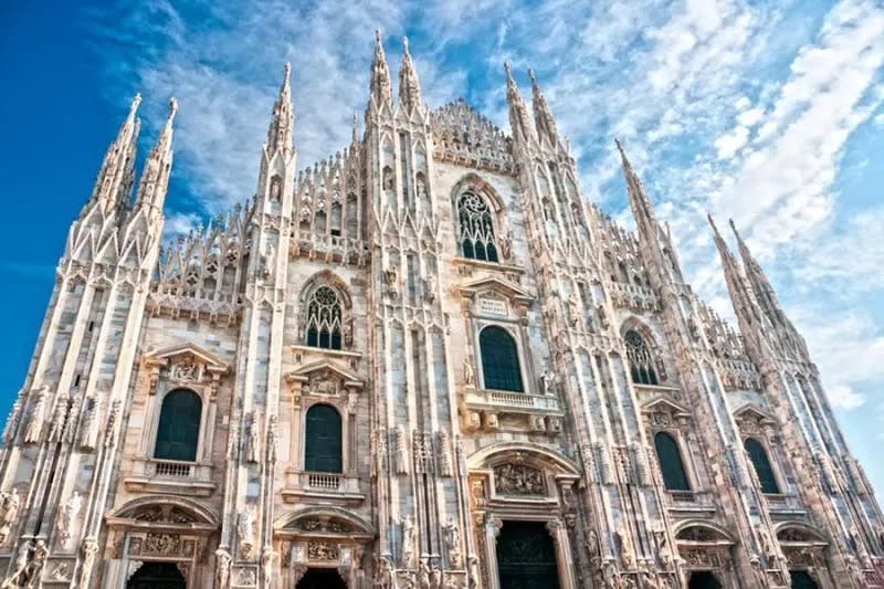 Small Group Guided Tour with Fast Track Entry to Duomo di Milano. (Photo: Klook SG)