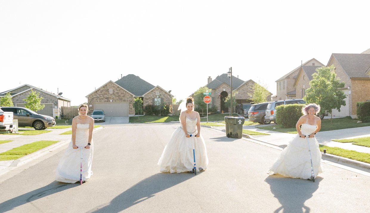 Texas neighbors, Jamie Egloff, Bryce Ellerbroek, Jaime Sladek, Shannon Thomas and Nina Wagner, participate in fun social distancing wedding shoot. (Photo: Elyssa Seibel/ A Joy Story Photography)