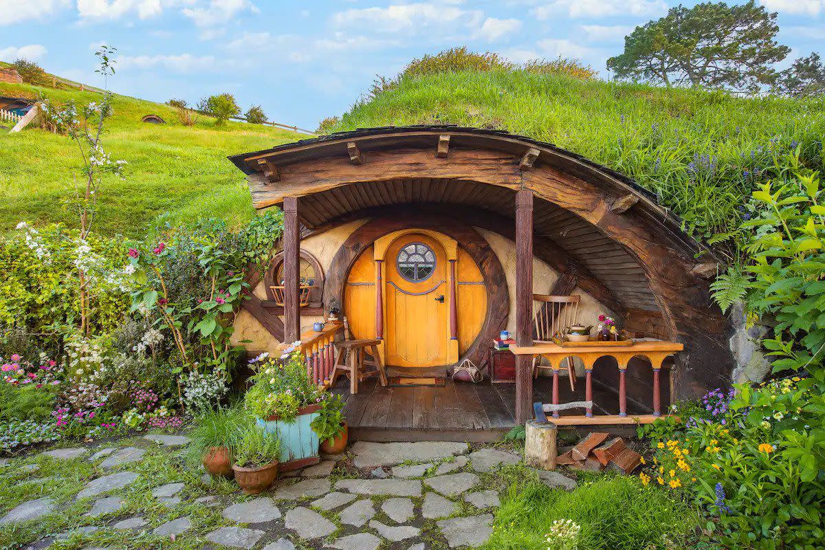 hobbit house from lord of the rings