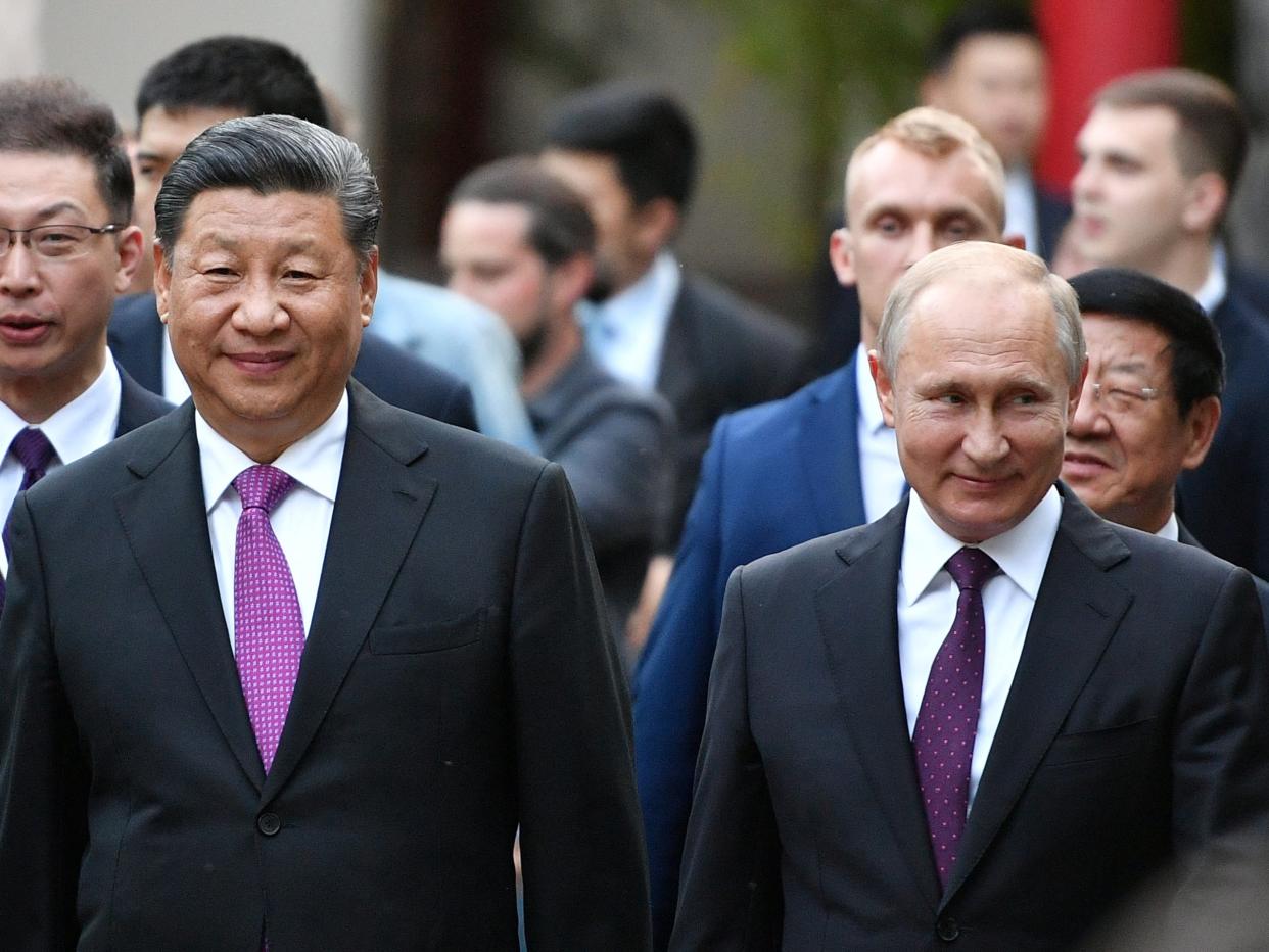 Russian President Vladimir Putin and Chinese President Xi Jinping visit the Moscow Zoo, which received a pair of giant pandas from China, in Moscow, Russia (REUTERS)