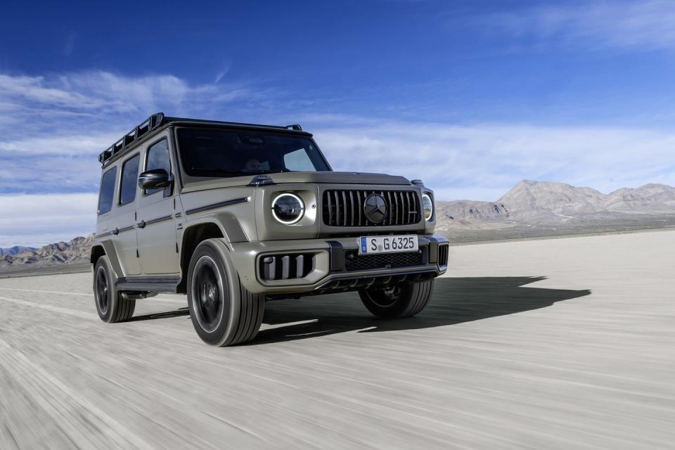 2025 mercedes amg g63 press images