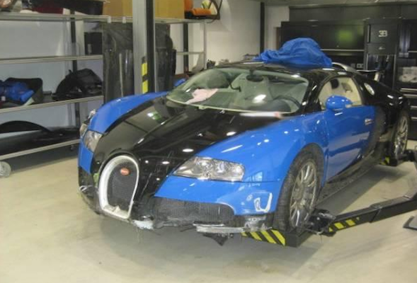 Crashed Veyron