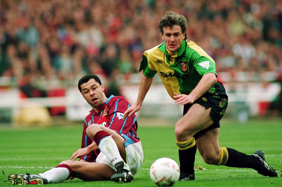 McGrath playing for Villla against Manchester United (Mark Hughes pictured) in the 1994 Coca Cola Cup Final - Action Images