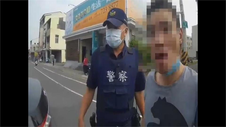 台南毒駕恍神自撞變電箱　眼尖警察查獲咖啡包