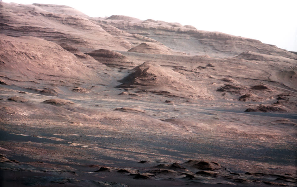 NASA’s Curiosity sends high-resolution, colour portrait images from Mars