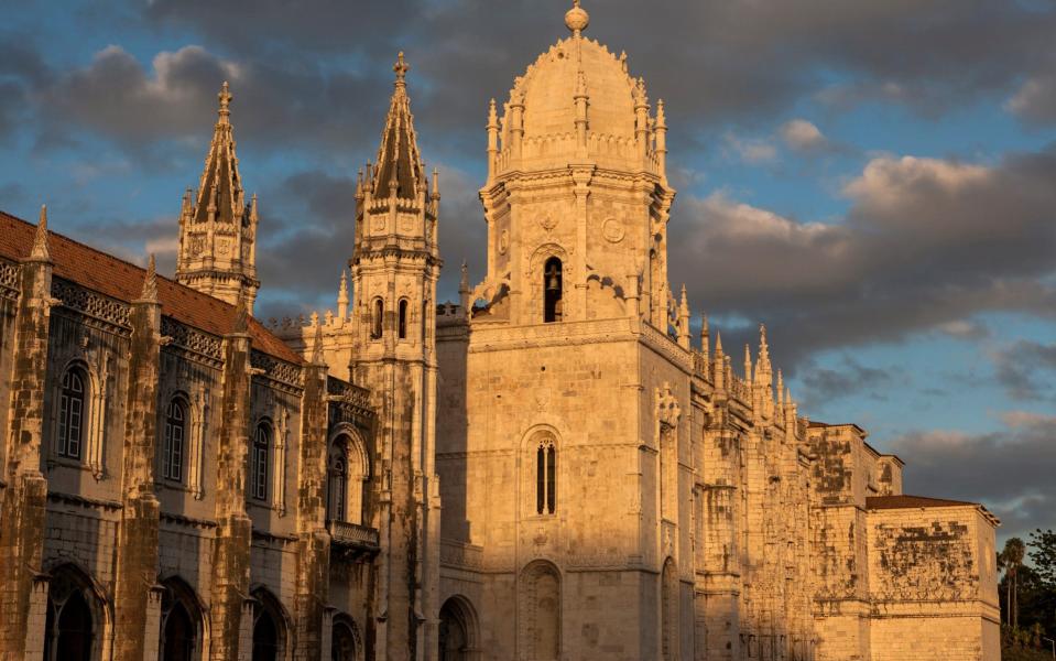  Jerónimos Monastery - Getty