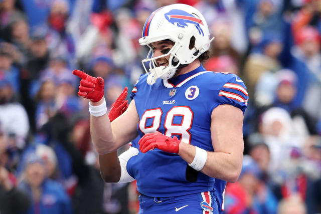 Bills' Dawson Knox catches TD in fifth-straight game vs. Dolphins