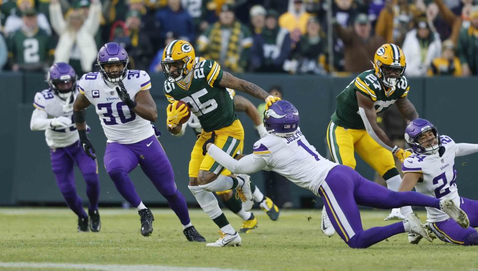 Green Bay Packers cornerback Keisean Nixon had a huge kickoff return touchdown in a win over the Vikings. (AP Photo/Jeffrey Phelps)