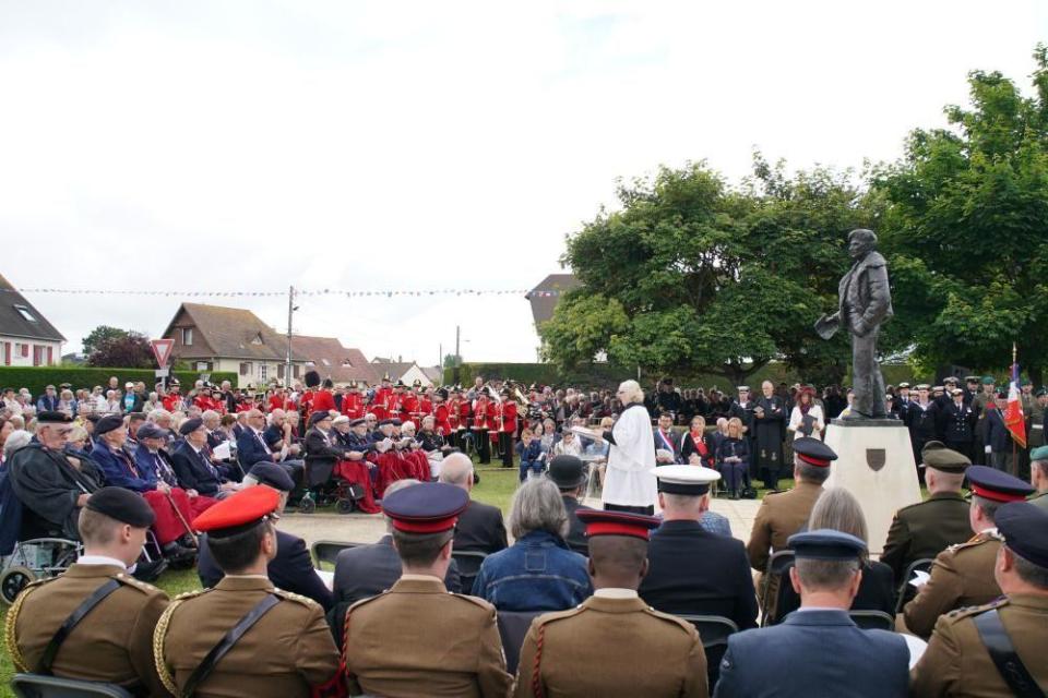D-Day veterans at the statue of Field Marshal Montgomery