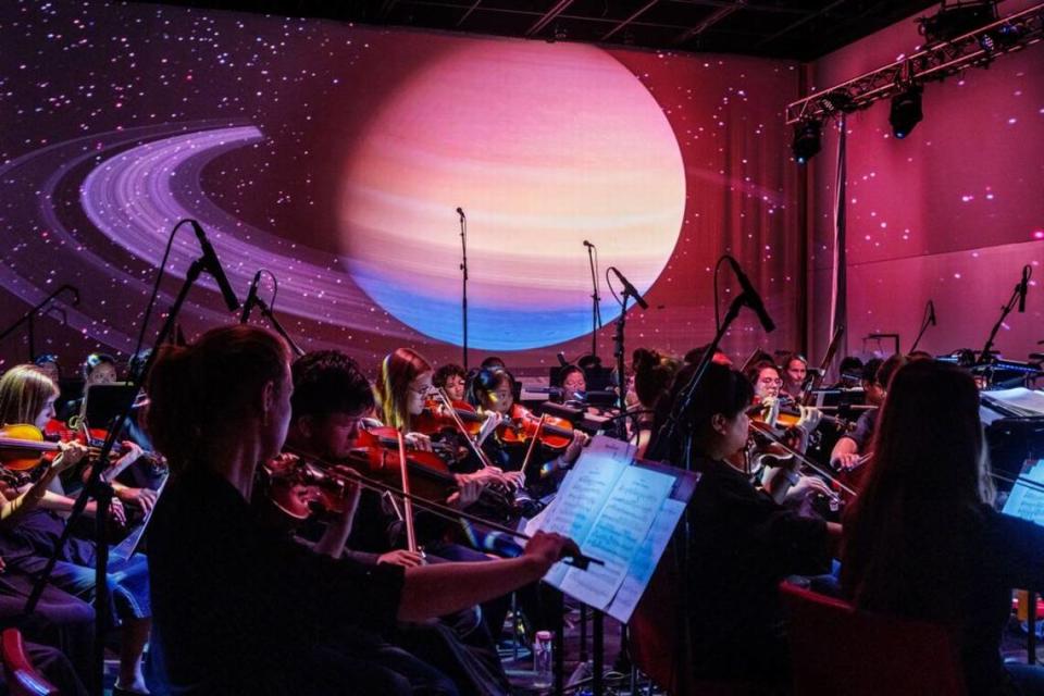 After its successful premiere last year, MMF brings back “Space Symphony” at Faena Forum.