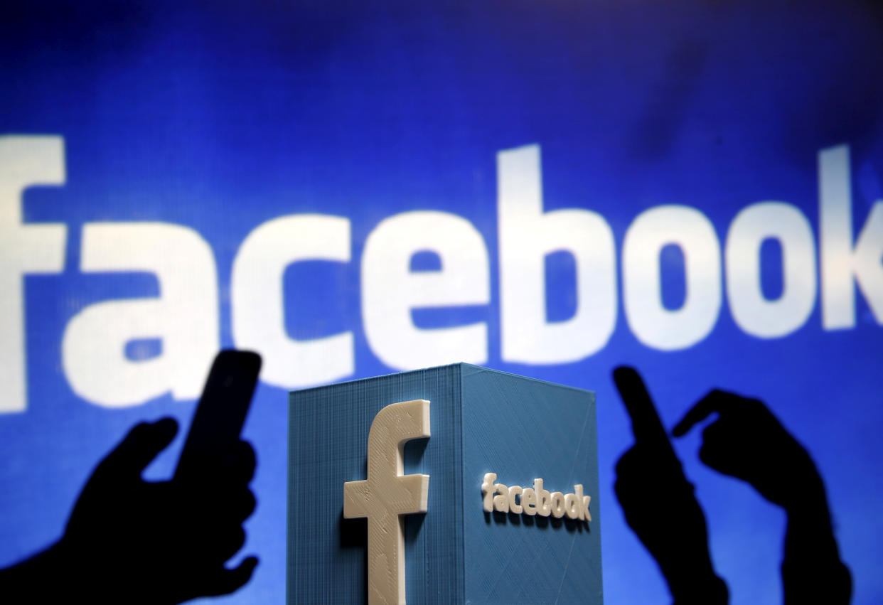 Facebook is under fire for its refusal to make public numerous political ads generated by a Russian “troll factory.” (Photo: Dado Ruvic; Illustration: Reuters)