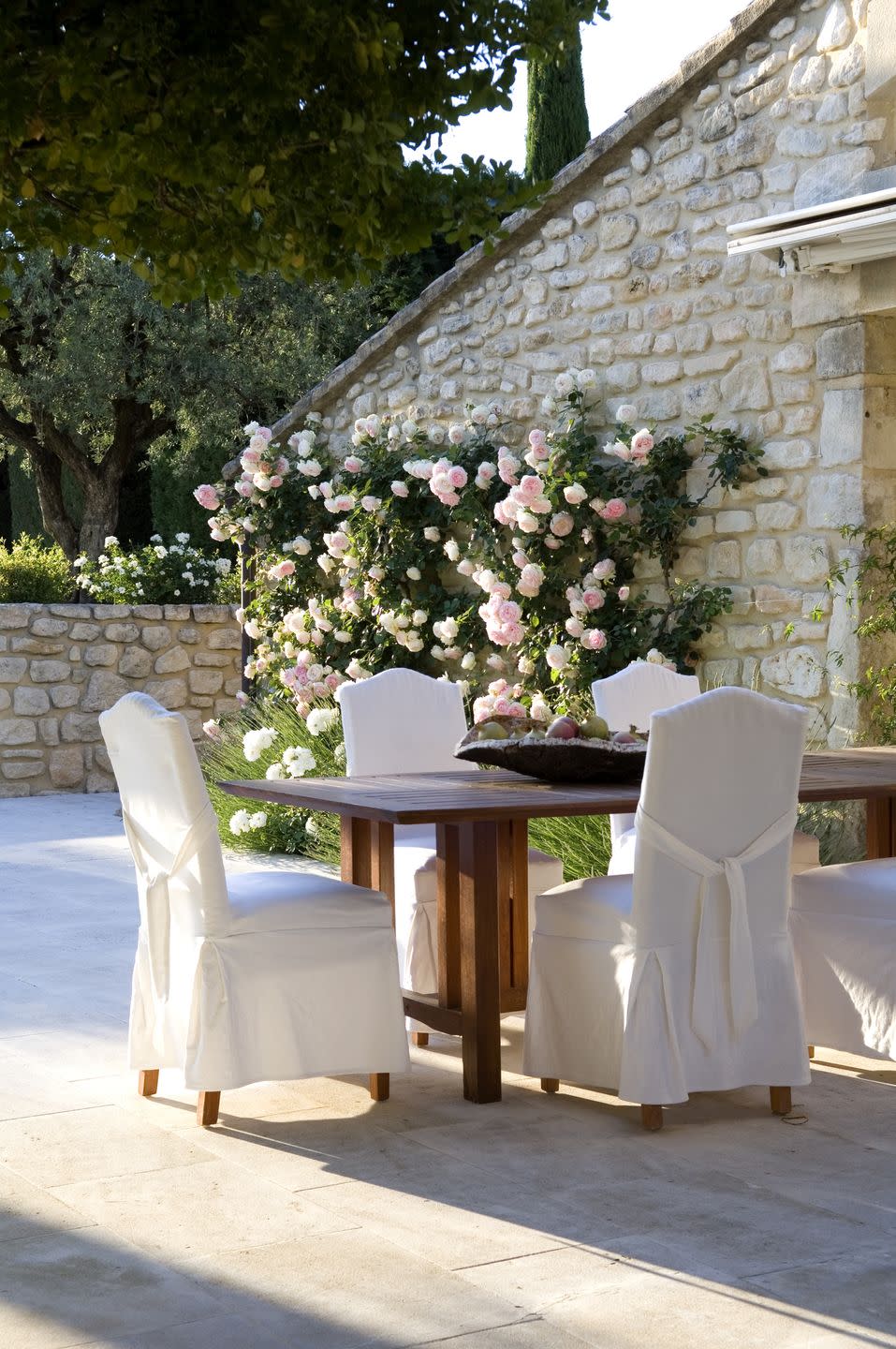 patio decor ideas posies