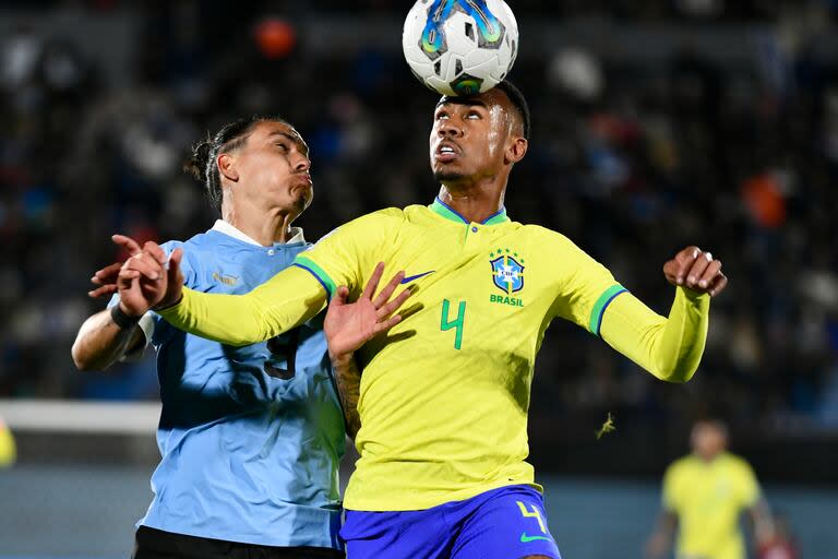 Uruguay y Brasil animan este sábado el último partido de los cuartos de final de la Copa América