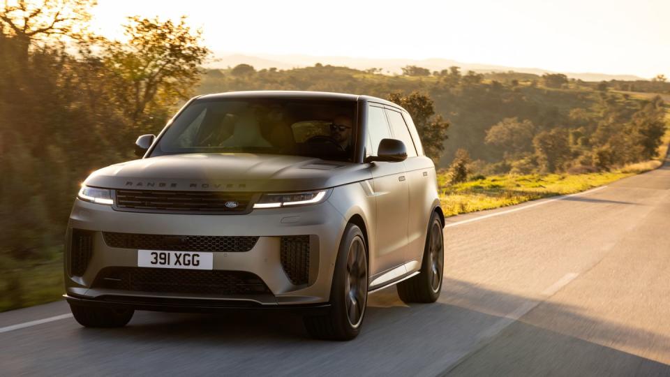 2024 land rover range rover sport sv