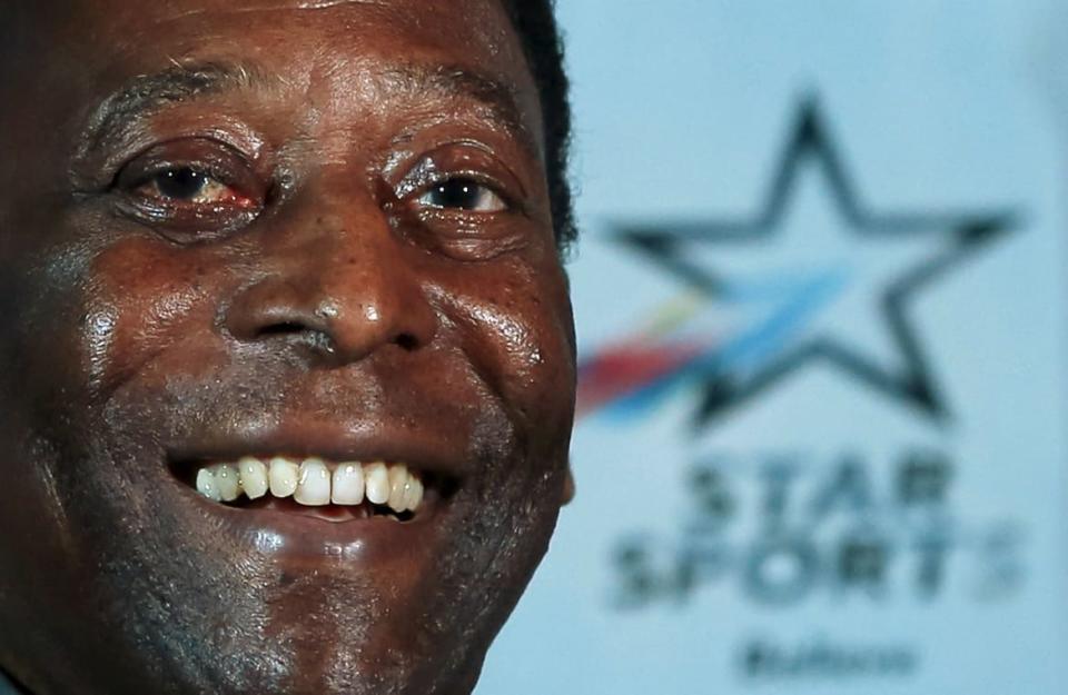 <div class="inline-image__caption"><p>Legendary Brazilian soccer player Pele smiles during a news conference in 2015.</p></div> <div class="inline-image__credit">REUTERS</div>