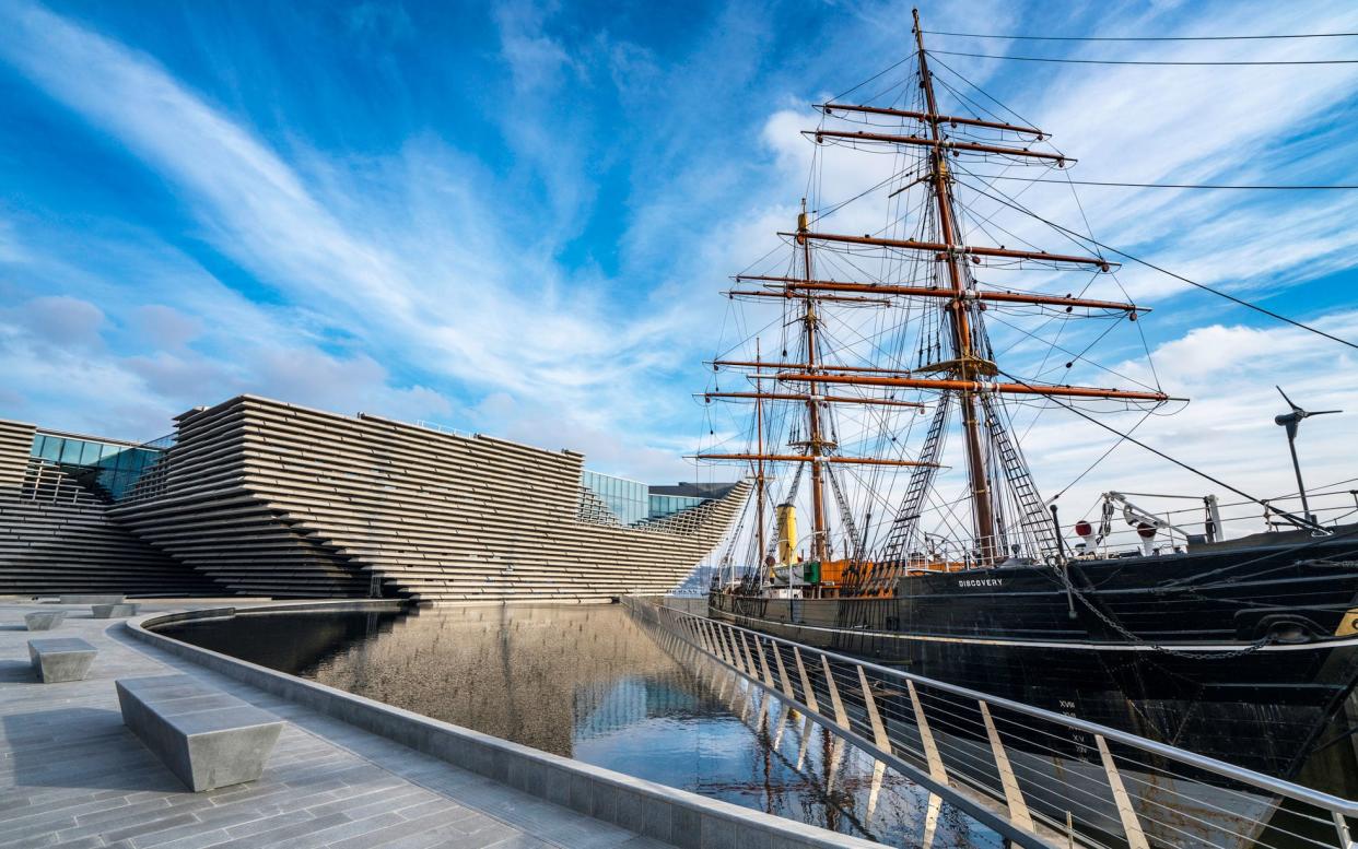 The V&A Dundee and RRS Discovery - Iain Masterton
