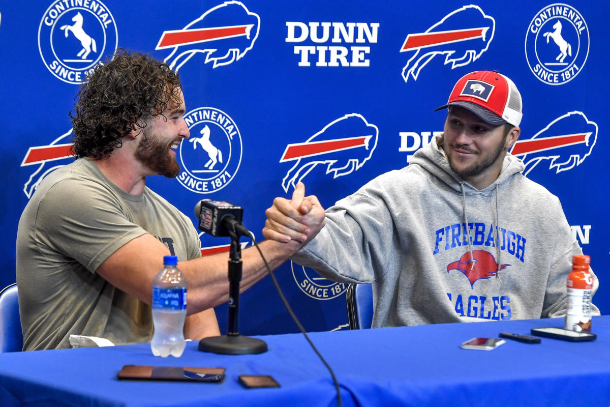 Bills TE Dawson Knox becoming Josh Allen's favorite target in red zone: 'I  have supreme trust in this guy
