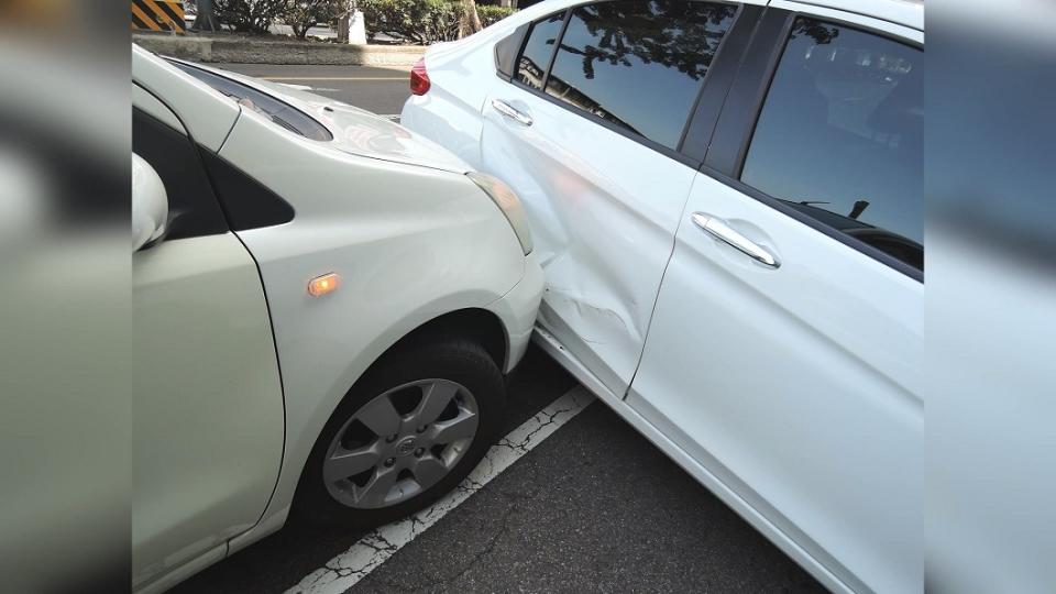 圖／翻攝自八卦村行車紀錄器影片上傳中心