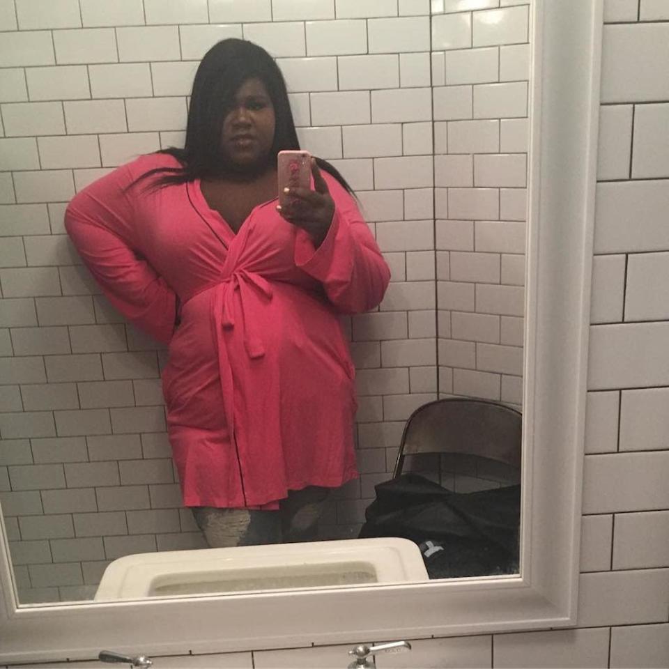 <p>Pink robe, don’t care. “I really do like a gross ass bathroom selfie. … I gotta get my life,” Gabby cracked after snapping this pic. Hey, the bathroom may not be the ideal place for a mirror selfie, but when you’re feeling it, you’re feeling it. (Photo: <a rel="nofollow noopener" href="https://www.instagram.com/p/BRJteaTFqPp/" target="_blank" data-ylk="slk:Instagram" class="link rapid-noclick-resp">Instagram</a>) </p>
