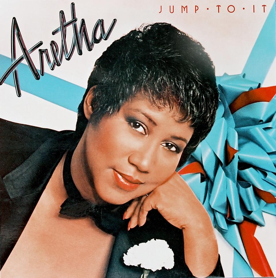 <p>Maskulin versus feminin. Auf dem Albumcover von „Jump to It“ trägt Aretha Franklin einen stylischen Kurzhaarschnitt und massenhaft Rouge. (Foto von Harry Langdon/Getty Images) </p>