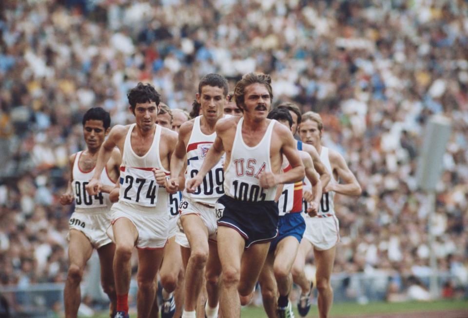 Prefontaine mid-run