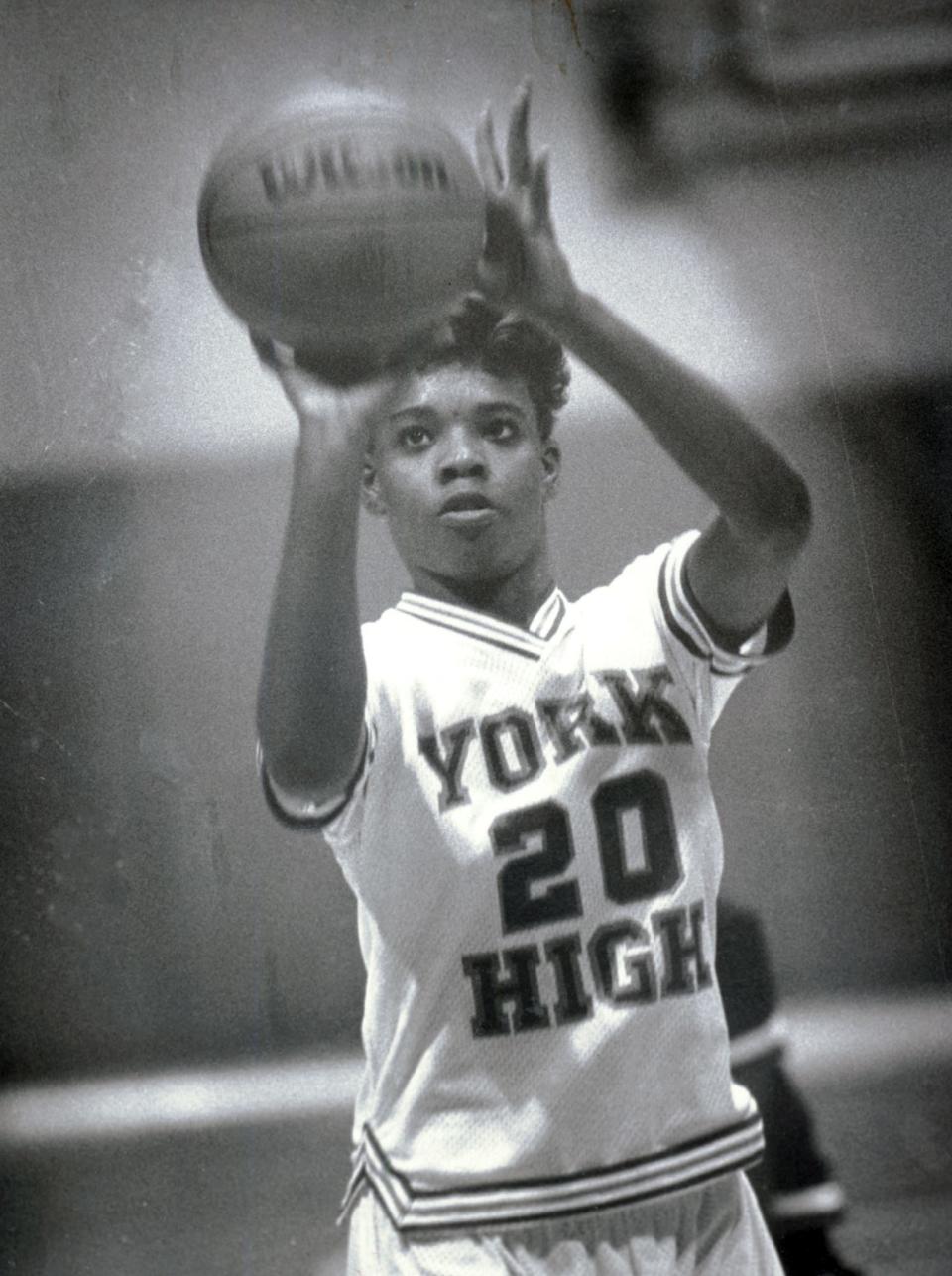 William Penn High star Barb DeShields pulls up on a shot during her playing days in the late 1980s.