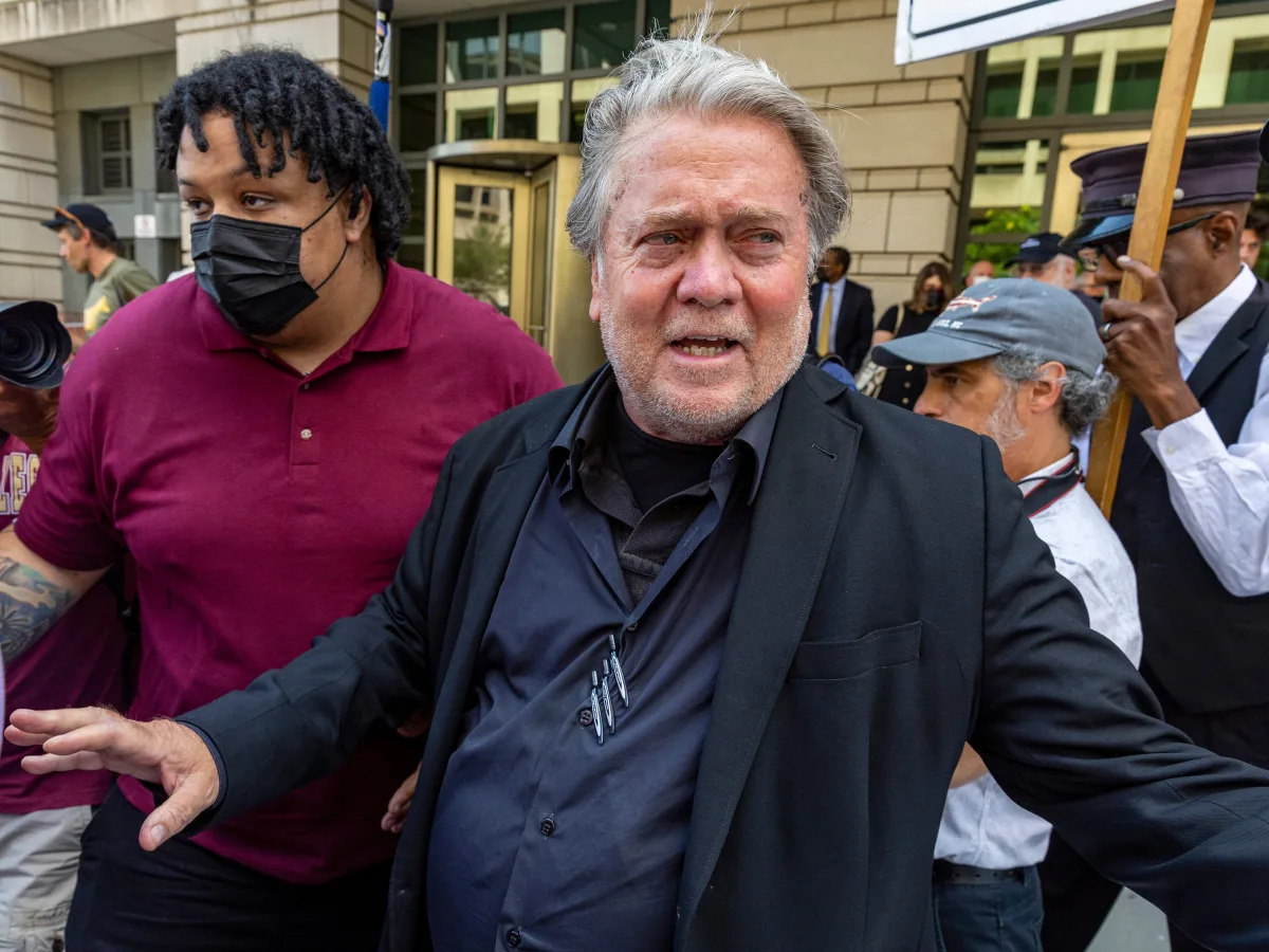 Feds take issue with Steve Bannon's claims of too much pre-trial publicity and r..